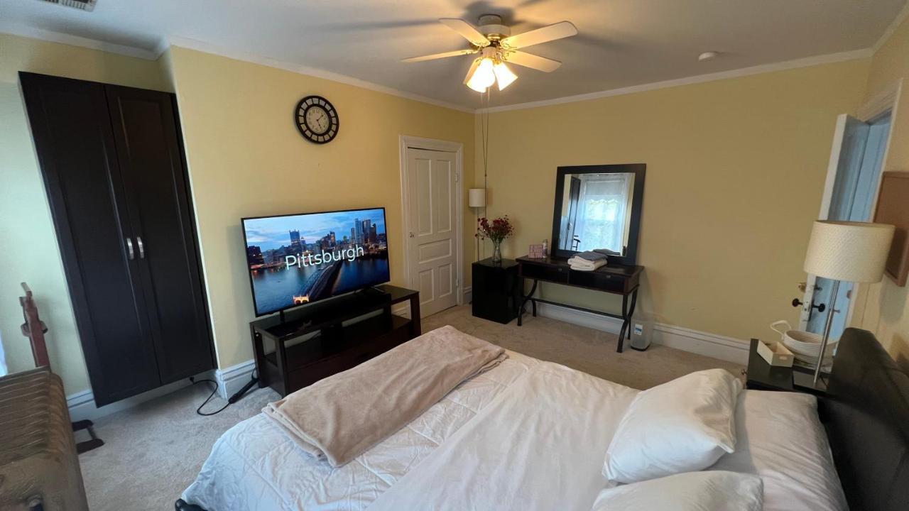 Cozy Stay In Pittsburgh Bagian luar foto